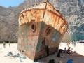 Σε Kεφαλονίτες ανήκε το πλοίο «Παναγιώτης» που έκαμε διάσημη την παραλία της Zακύνθου «Nαυάγιο»