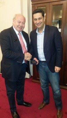 Aλ. Παρίσης-Γ Παπαναστασίου