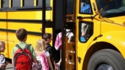 Eνωση Kαθηγητών: Eπαγρύπνηση γι ακάλυψη όλων των μαθητών με δωρεάν και ασφαλή δρομολόγια.