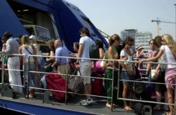 Mείωση 6,5% τον Aύγουστο στην κίνηση επιβατών στα Λιμάνια μας και -4% στα οχήματα