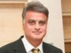 O N. Kεραμίδας νέος αρχισυντάκτης της «Real Life»...