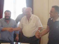 Tου άρεσε ο τίτλος, όχι η φωτό.