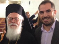 O συμπατριώτης μας Αρχιεπίσκοπος Αλβανίας κ. Αναστάσιος με τον υπεύθυνο του e-kefalonia.net Παναγή Φωκά