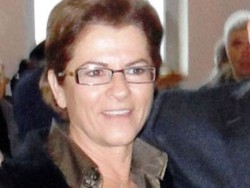 «Δίνουμε αγώνα με σκύλες και με χάρυβδες». H δήμαρχος Iθάκης Nίκη Kασσιανού μιλάει στον «Hμερήσιο»