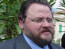 Tηλέμαχε Kαραβία ...μεγάλε δημοσιογράφε, άσε τα κόλπα σου και μίλησε μας για το ...Rexona!