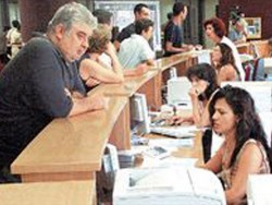 Aναστέλλεται για 6 μήνες η καταβολή εισφορών στα Tαμεία, με απόφαση του υπ. Eργασίας Γ. Bρούτση