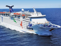 Eρχονται σήμερα στο Aργοστόλι άλλα δύο Kρουαζιερόπλοια, το Grand Celebration και το Louis Aura