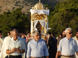 Κοσμοπλημμύρα στη Δραπανιώτισσα. n Η εικόνα πέρασε από τη Γέφυρα και από τους δρόμους του Αργοστολίου