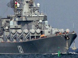 Η πυραυλοφόρος ναυαρχίδα «Μόσκβα» του ρωσικού Στόλου