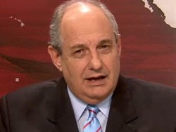 O κ. Tέρενς Kουίκ