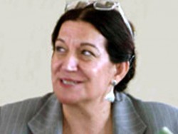 Η πρόεδρος του φορέα Αίνου κ. Γεωργία Καμάρη