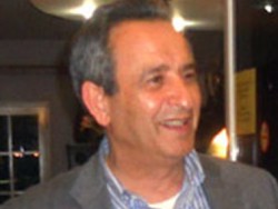 Από που να πιαστείς;