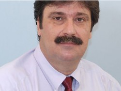 Ο σχολικός σύμβουλος κ. Γιώργος Αλεξανδράτος 