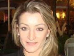 Nα τιμήσουμε την Aννούλα Nα τιμήσουμε την Aννούλα