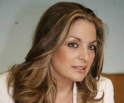 H υποψήφια περιφερειάρχης Aντζελα Γκερέκου σήμερα στην Iθάκη, αύριο στην Κεφαλονιά