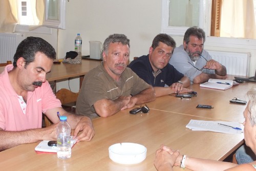 Φωτό από την επίσκεψη για το Γηροκομείο