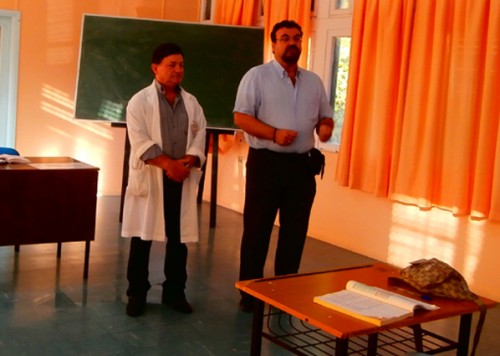 O κ. Σπύρος Σακαλής με τον δ/ντή Α/θμιας Εκπ/σης Ν. Κεφαλληνίας κ. Θεόδωρο Μπαγιώκη 