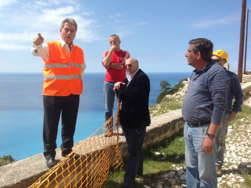 Φωτό από το τσεκ απ στα έργα